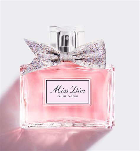 what does miss dior eau de parfum smell like